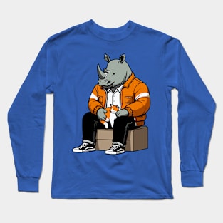 rhino petting cat Long Sleeve T-Shirt